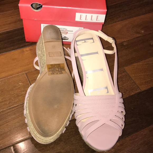 EUC Elle Size 9 1/2 Wedges - Picture 4 of 4